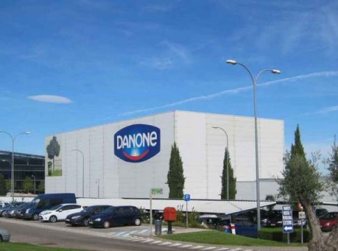 Danone advierte de una inminente ruptura de suministro en toda España por la huelga de transporte