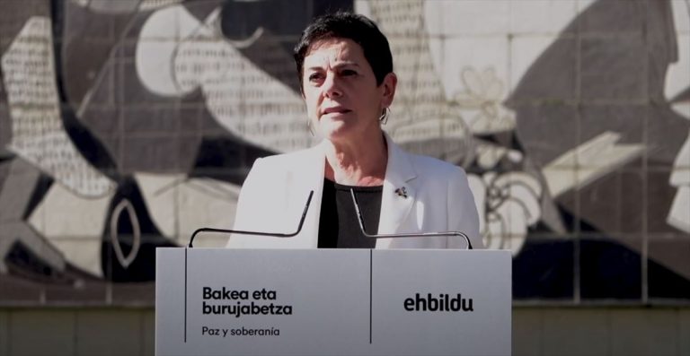 EH Bildu manifiesta su rechazo al desfile de la Guardia Civil en Vitoria, acusándola de ser responsable de miles de víctimas torturadas
