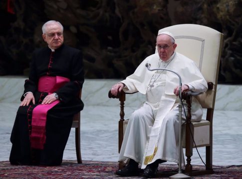 Ucrania.- El Papa se pregunta qué pasaría el día después de una guerra atómica: