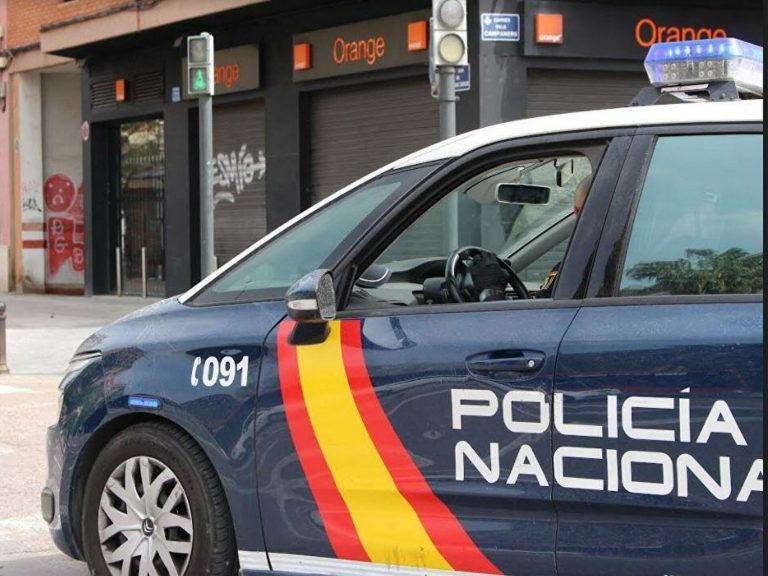 Detenido un 'kamikaze' tras circular sin carné, drogado y con un coche robado por la A-67 en Santander