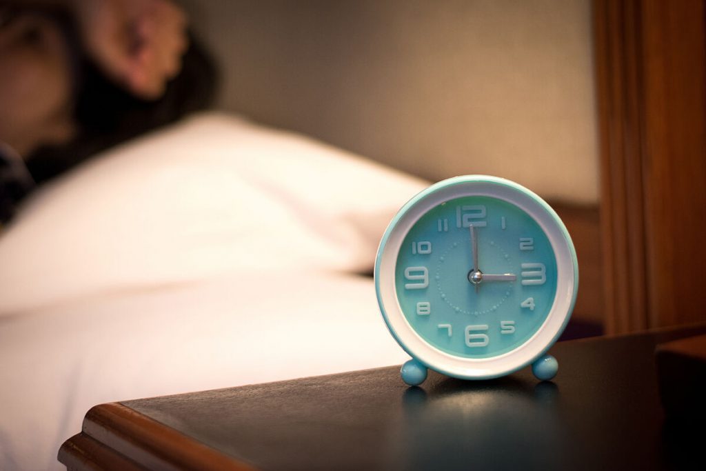 ¿Qué es lo que pasa con las personas que se despiertan durante la noche?