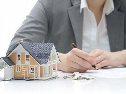 El perfil de hipotecado digital. de 40 a 55 años y con ingresos medios de 55.000 euros