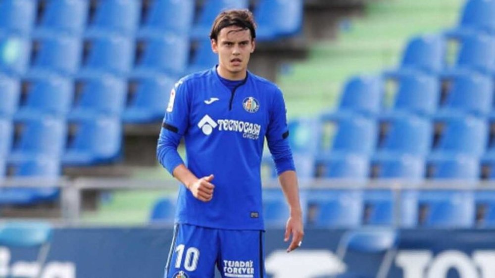 Enes Ünal apunta a sustituto de Umar Sadiq en el Valencia CF. Fuente: Agencias