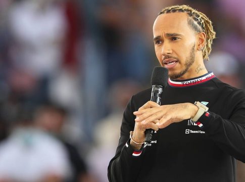 Hamilton-quiere-sumar-un-nuevo-trofeo