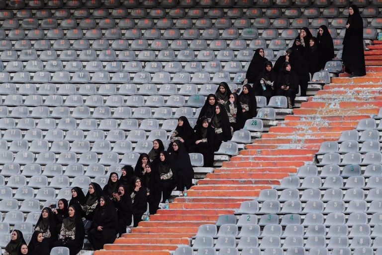 Irán teme quedarse sin Mundial por prohibir la entrada al fútbol a mujeres