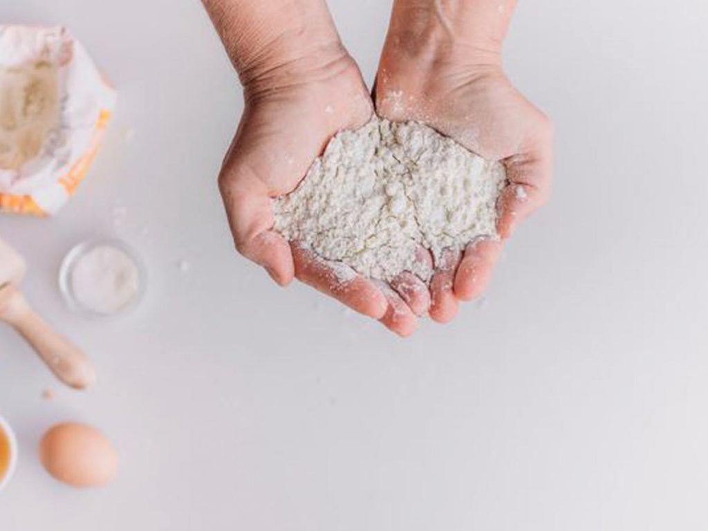 La harina tiene fecha de caducidad 9