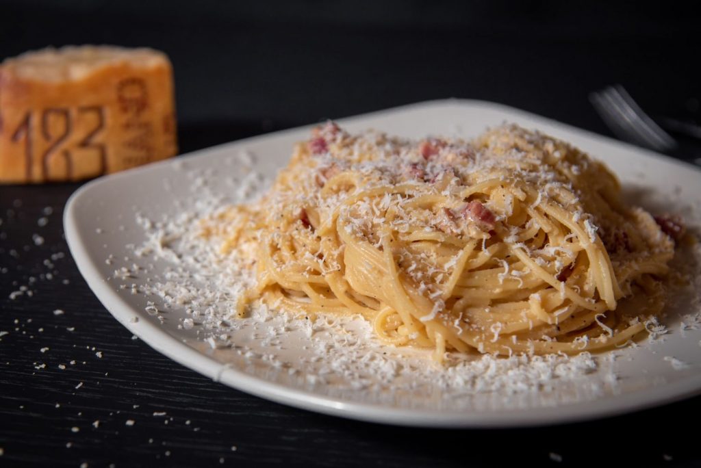 La receta de carbonara que te hará quedar como un pro