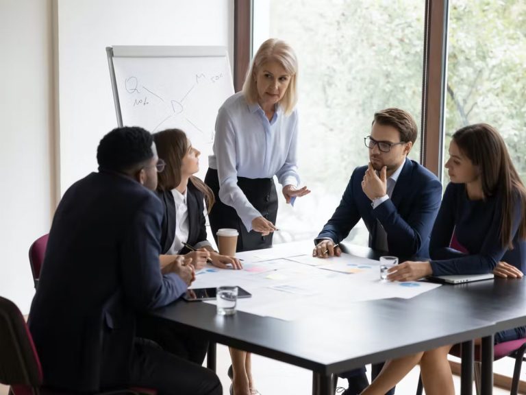 Los Veintisiete respaldarán el lunes exigir a las grandes empresas un 40% de mujeres en puestos directivos