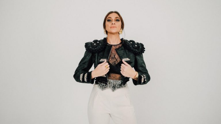 María Peláe en “La folcrónica”, su nuevo álbum