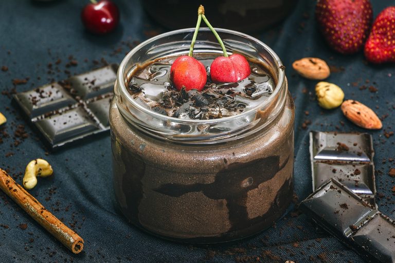 Natillas de chocolate: el plato que destierra las natillas clásicas