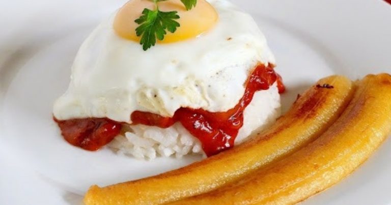 Qué lleva el verdadero arroz a la cubana