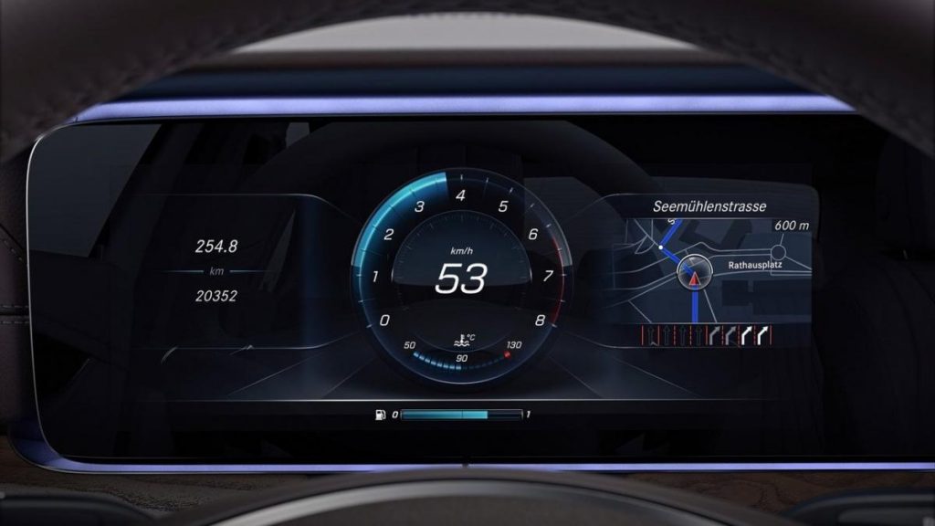 Trucos para ahorrar en gasolina y no dejarte el sueldo en el coche 80 Aire acondicionado o ventanas abiertas: ¿Cuál permite ahorrar en gasolina?