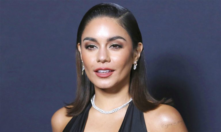 Vanessa Hudgens presume de pelo recuperado tras el parto: 