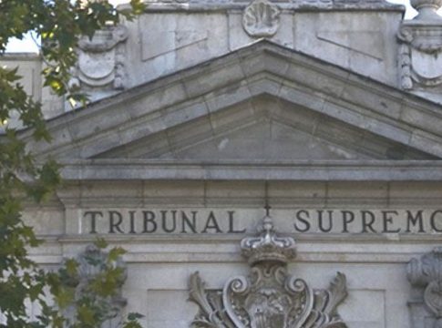 Varapalo del Supremo a Ada Colau que obliga a aplicar el tributo metropolitano del IBI en toda la AMB