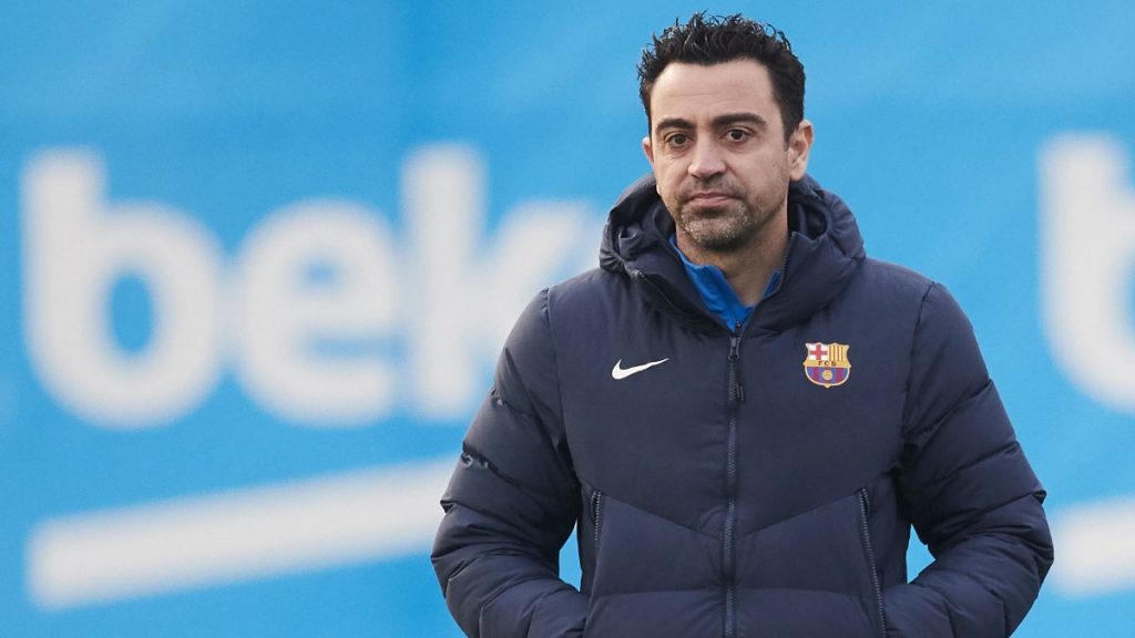 Barcelona: Delanteros TOP que podría fichar en verano 163 Xavi Hernández necesita delanteros