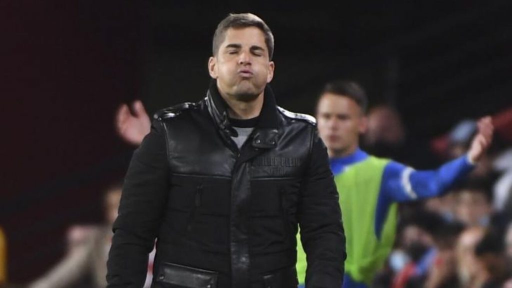 Ya estaba en la Eurocopa, pero venía el relevo de Robert Moreno y era inminente