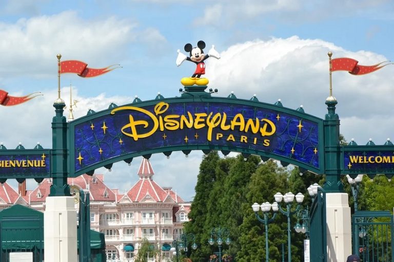 Cómo ahorrar en tu viaje a Disneyland París 