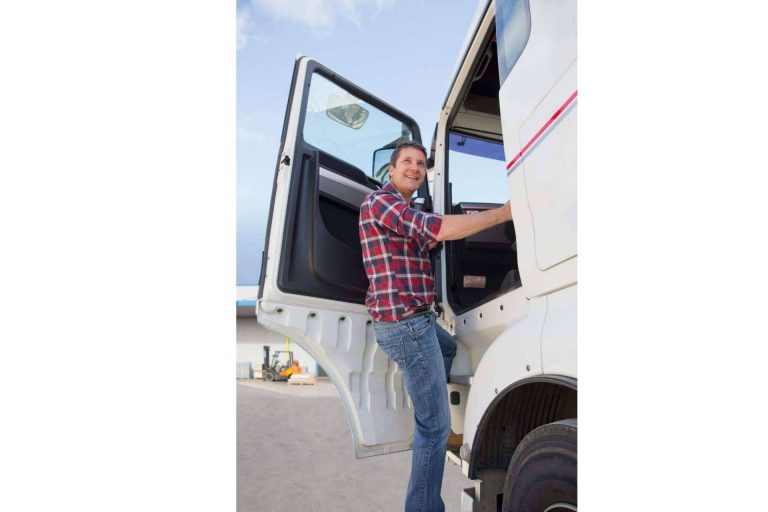 Formación CAP, la profesionalización del área del transporte, por Autoescuela 2000