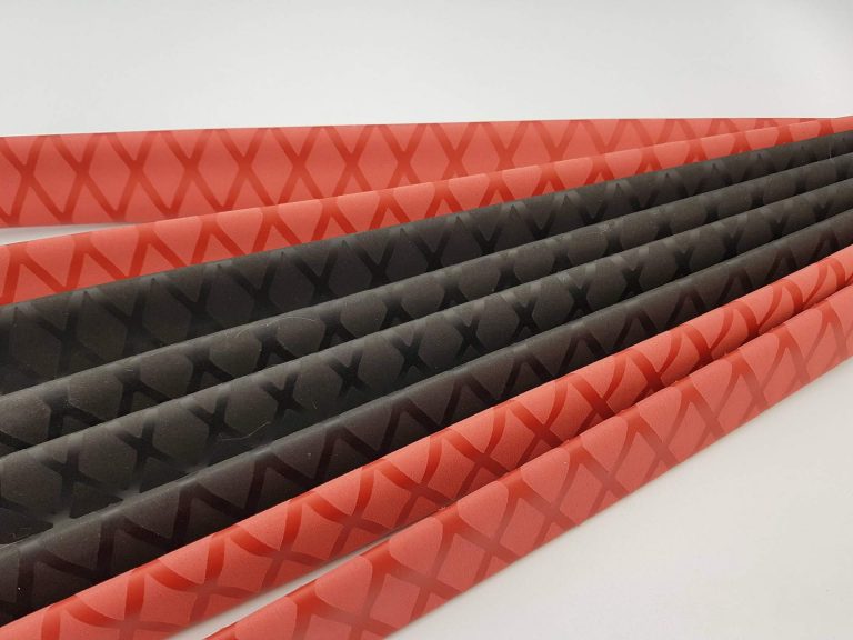 La importancia de utilizar una funda termorretráctil antideslizante para mangos