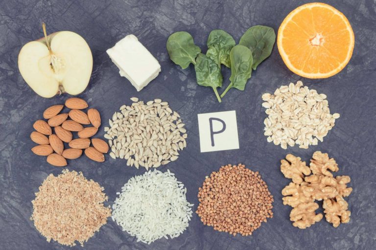 El libro Estilo de vida saludable, de la Dra. Pérez del Pozo, habla sobre la importancia de la vitamina P