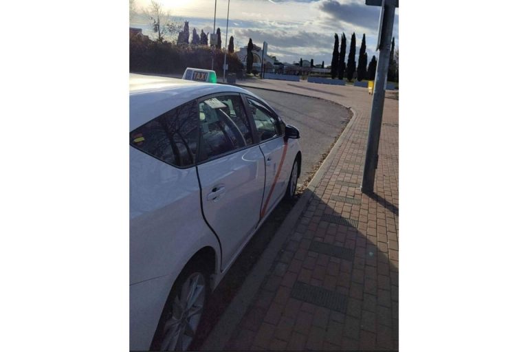 Llegar hasta el Parque Warner de la mano de Taxi Warner Madrid