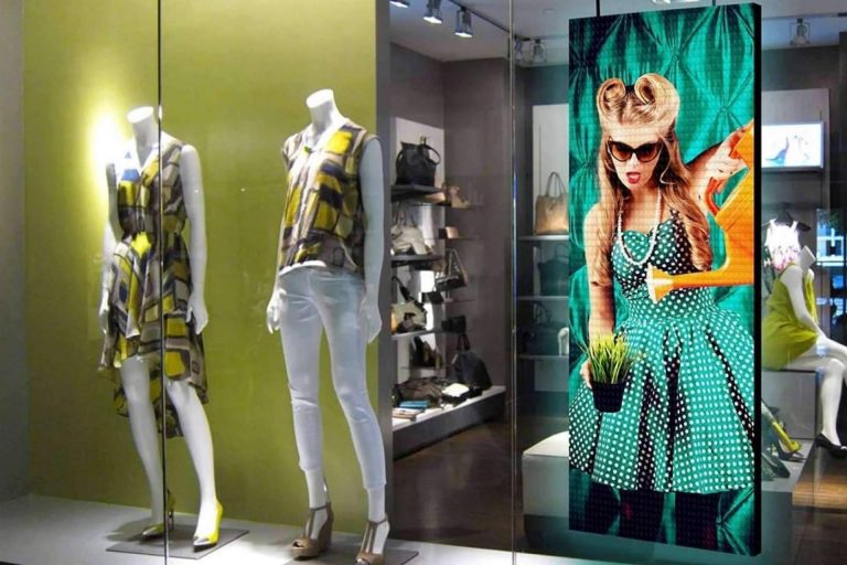 ¿Qué son los mupis led publicitarios y cómo ayudan a captar la atención de los clientes?