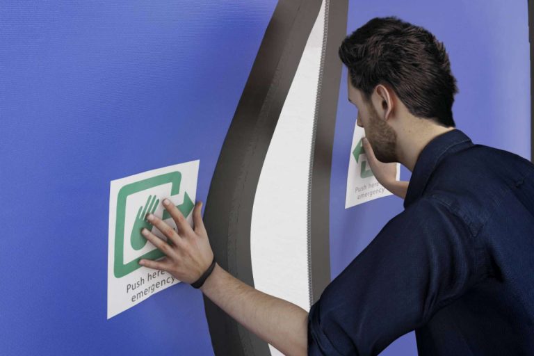 Las puertas rápidas de alto rendimiento para facilitar las salidas de emergencia