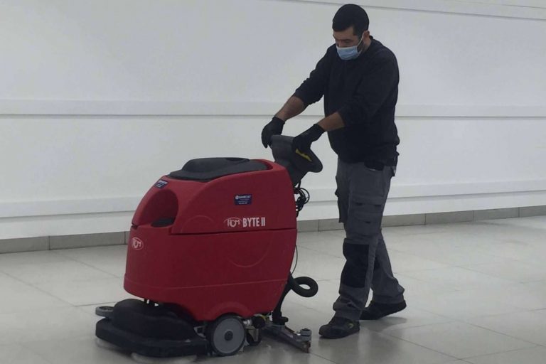 E-SAHECAT ofrece servicios de limpieza de final de obras y mantenimiento de cristales