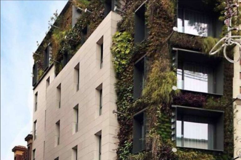 Principales diferencias entre las fachadas ventiladas y las fachadas amorteradas