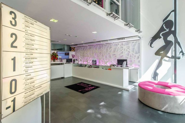 El pole dance es un deporte que se encuentra en tendencia actualmente