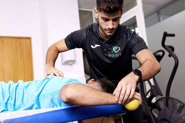 Equipo de fisioterapeutas altamente formados, en Soifit
