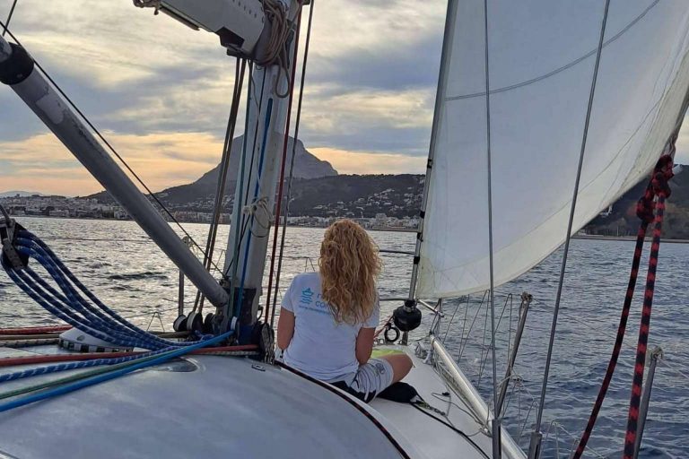 Disfrutar de la navegación de forma barata con Navega y Comparte