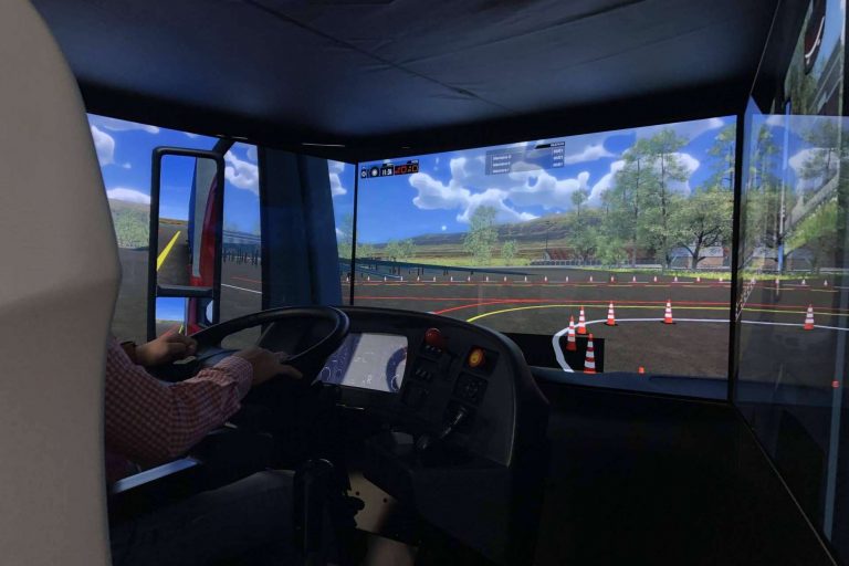 Simuladores para la implantación de la norma ISO 39001 de seguridad vial en las compañías