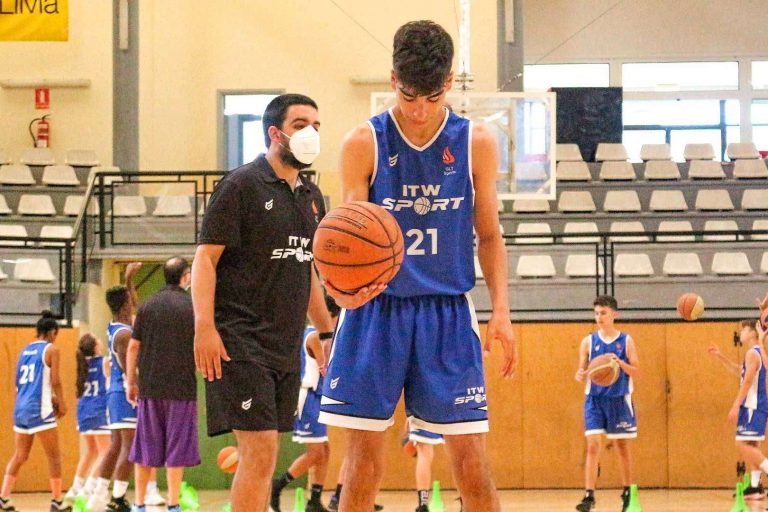 ¿Cómo mejorar la técnica a la hora de jugar al baloncesto?