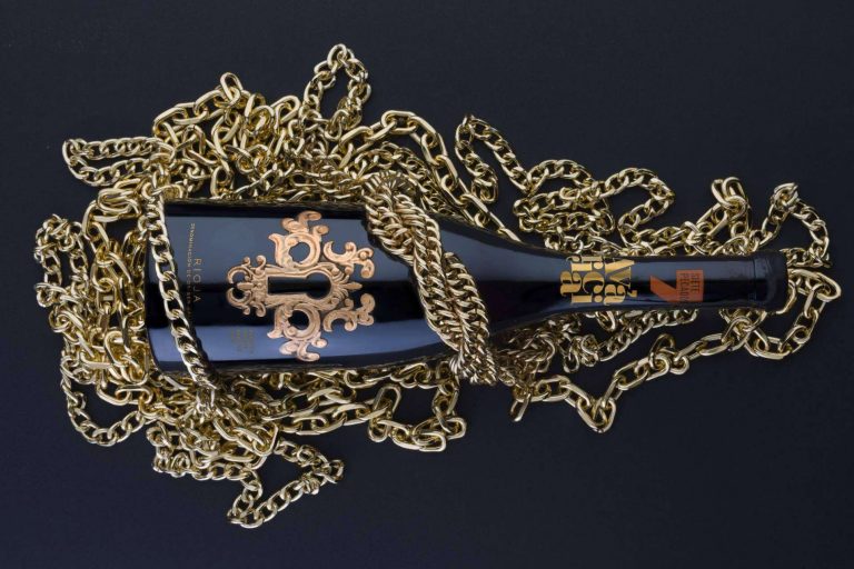 Sidecar Design diseña etiquetas de vino que marcan un antes y un después