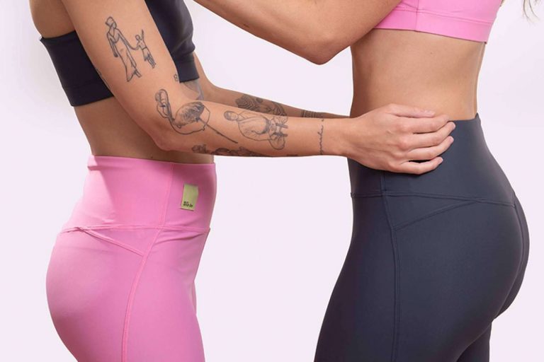 Los leggings reciclados son el futuro y la firma ActandBe dispone de modelos muy cómodos