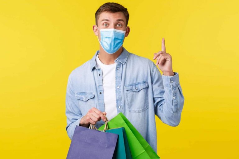 Recurrir a detectives para verificar bajas o cuarentenas fingidas de covid