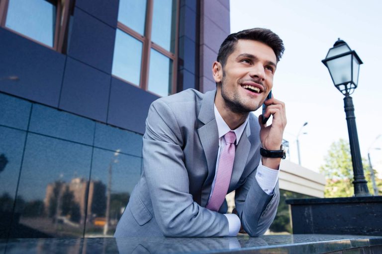 OROC aumenta los gigas en todas sus tarifas de móvil, sin cambios en los precios