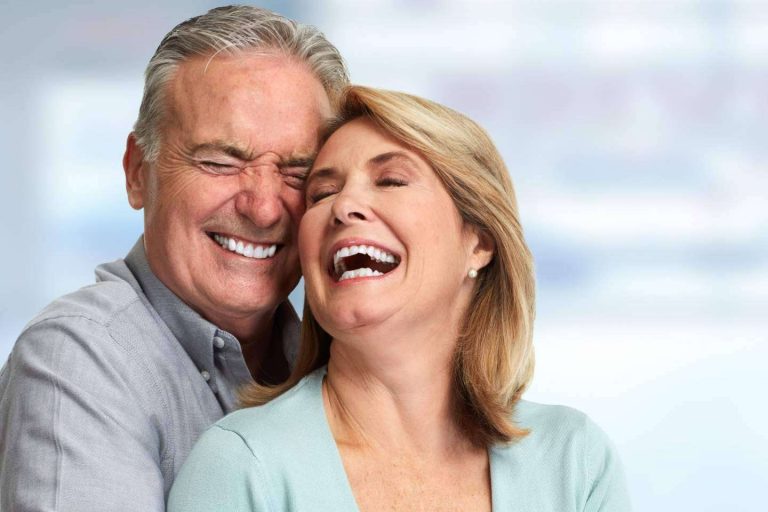 Las coronas de circonio aseguran unos dientes bonitos y resistentes, con Corrales Dental