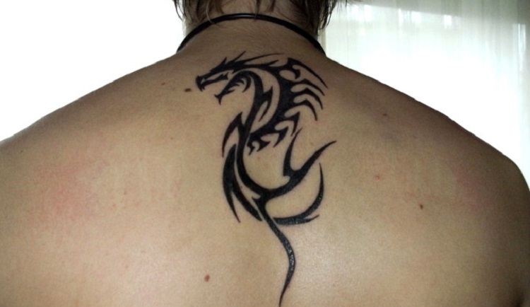 10 tatuajes conmovedores con un significado muy especial