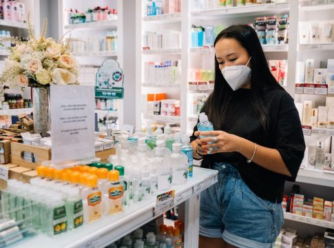 Los dos únicos antibióticos con los que puedes tomar alcohol curiosa