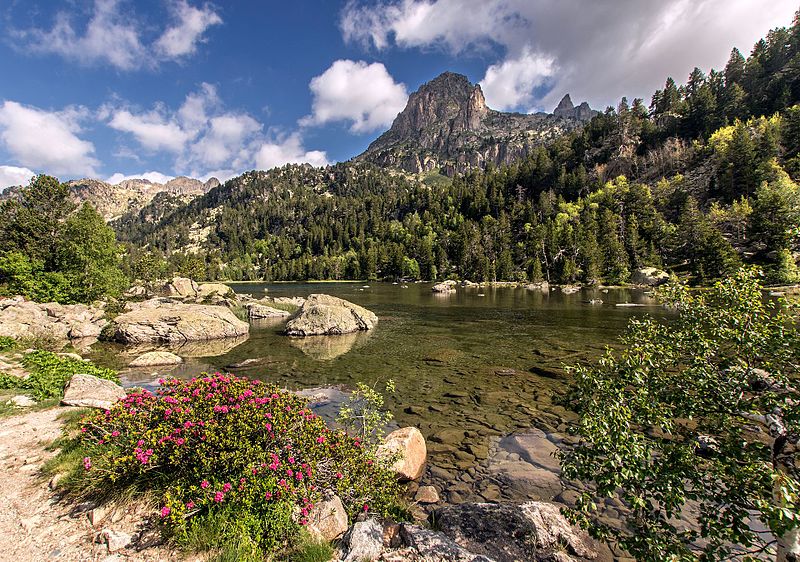 Este es el pueblo 'perdido' del Pirineo catalán que te encantará