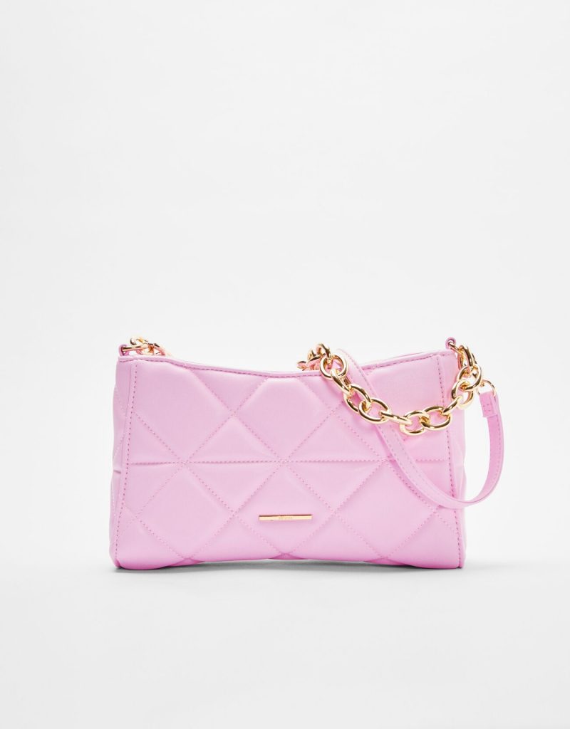 Bershka: 10 básicos llenos de color para esta primavera 136 Bershka: 10 básicos llenos de color para esta primavera