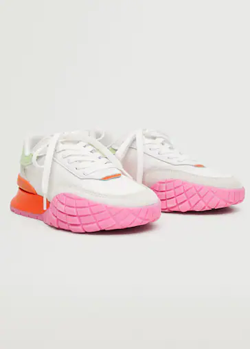 Zapatos planos de Mango que te harán parecer más alta