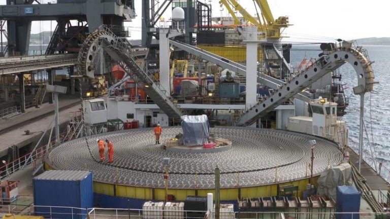 Iberdrola recibe 'luz verde' para construir una 'mega autopista' de energía submarina en Reino Unido