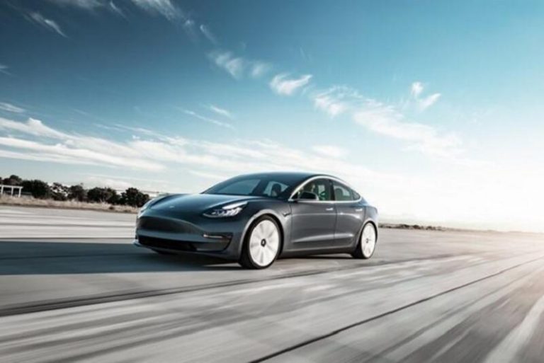 Tesla Model 3, el coche eléctrico más vendido en marzo y en el primer trimestre del año en España
