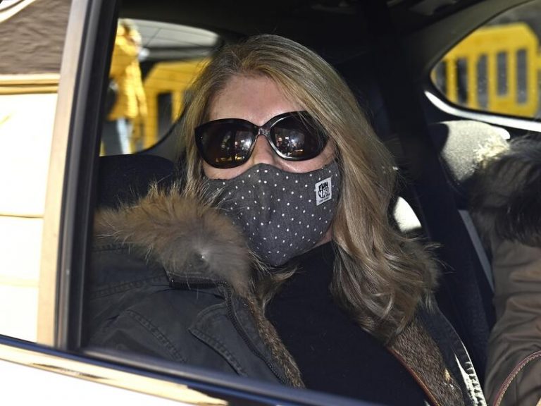 Todo preparado para el 'Sí, quiero' entre Isabelle Junot y Álvaro Falcó