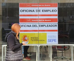 Funcas observa una "moderación significativa" en el ritmo de crecimiento del empleo