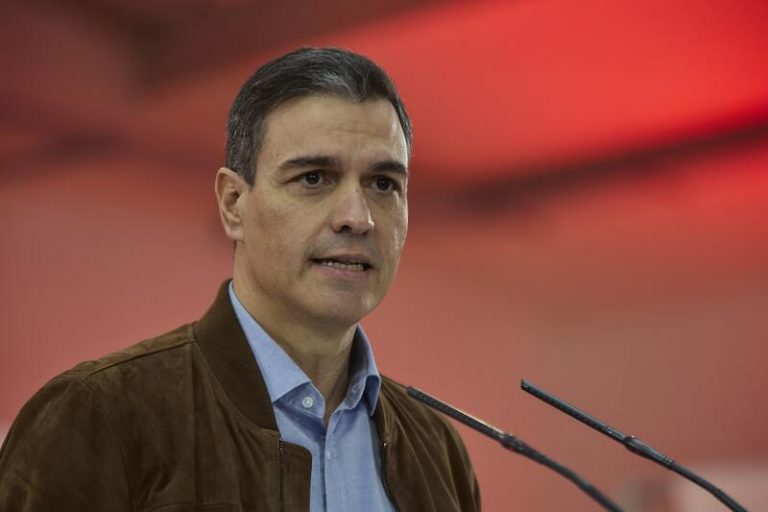 Sánchez certifica que el Gobierno revisará a la baja de la previsión de crecimiento económico