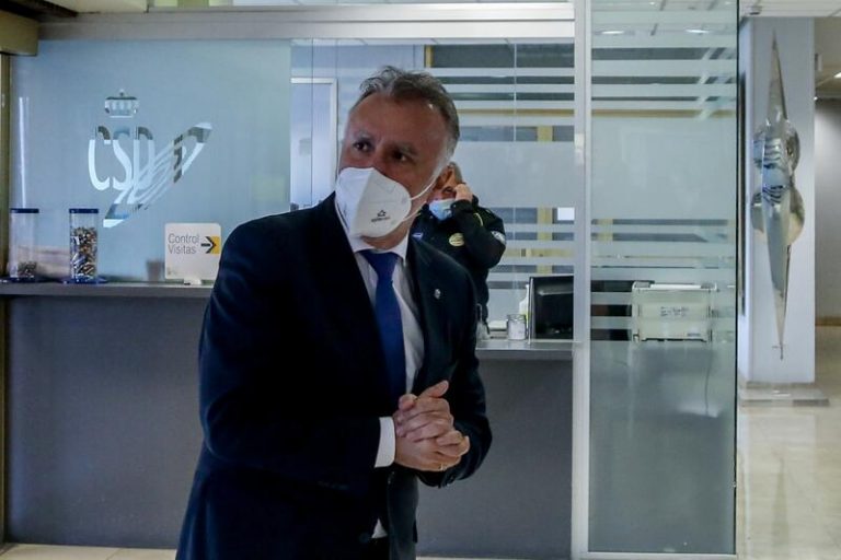 Torres dice que no se han tocado las aguas canarias ante la búsqueda de petróleo por Marruecos